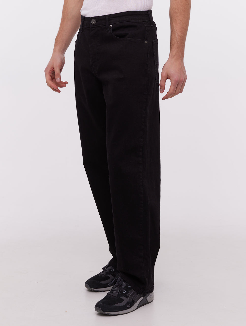 Jeffers Distressed Jeans